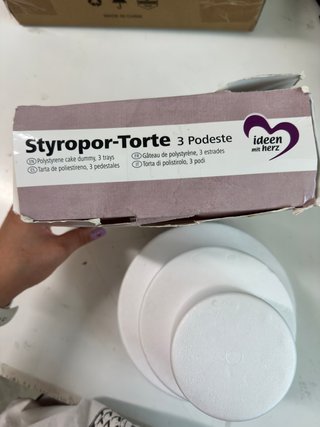Tarta falsa poliestireno 3 pisos