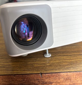 Mini Proyector LED Akiyo O1 Portátil