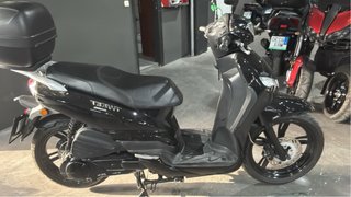 Peugeot Tweet 125i Negra