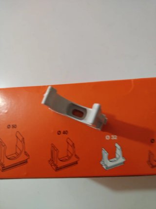 100 Clip Fissatubo a Scatto 32mm