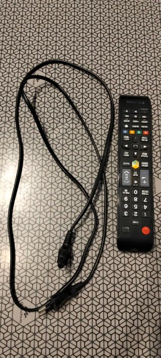 TV Samsung 37" Negra