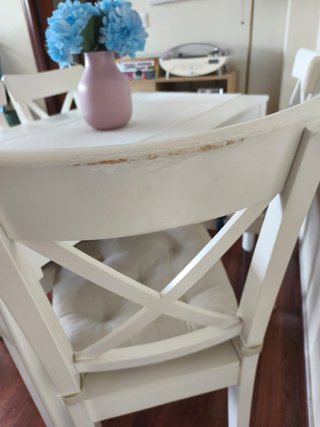 Mesa extensible IKEA Blanca + 4 sillas