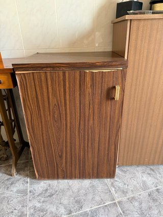 Maquina de coser SIGMA antigua con mueble