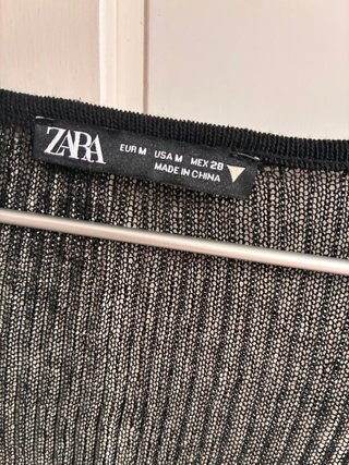 Camiseta Zara manga larga negra