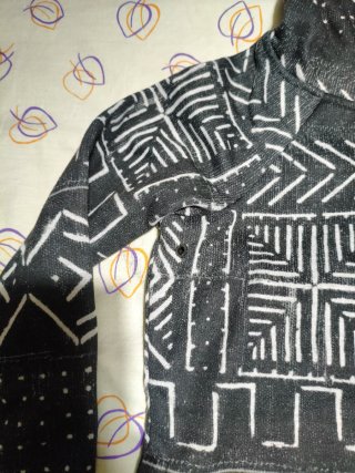 Sudadera DC Shoes con estampado tribal