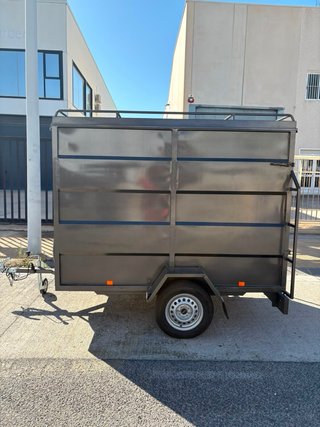 Alquiler  de remolque de 750 kg, 220 de largo