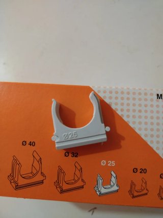 100 Clip Fissatubo a Scatto 25mm