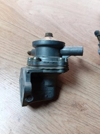 Bomba Gasolina Seat 600/133/850