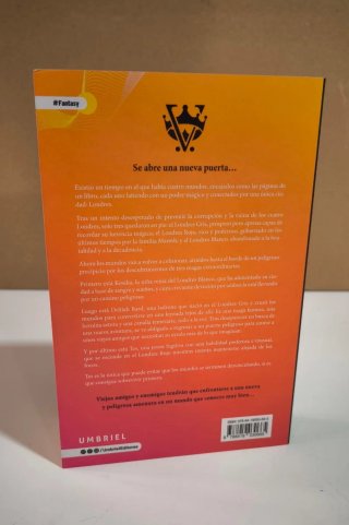 Los Frágiles Hilos del Poder
