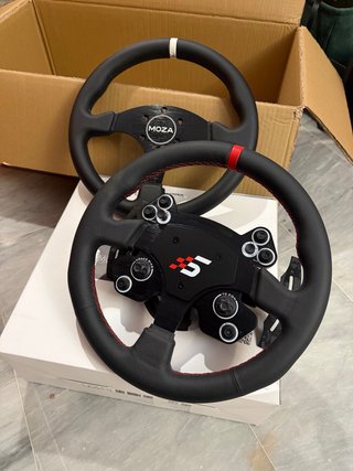 Volante Moza Racing + Aro Simagic