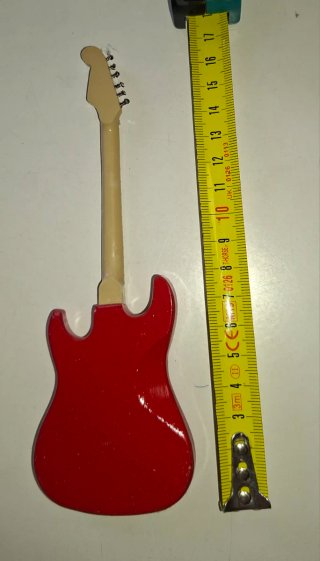 Guitarra Eléctrica Roja Miniatura