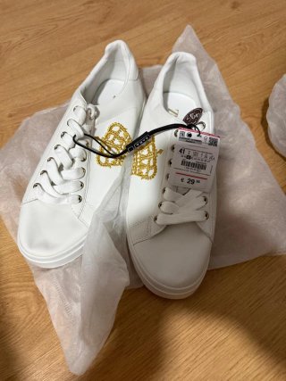 Zapatillas Zara Blancas Talla 41 Corona Dorada