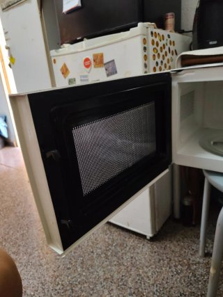 Microondas Orbegozo con Grill