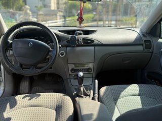 Renault Laguna 2003