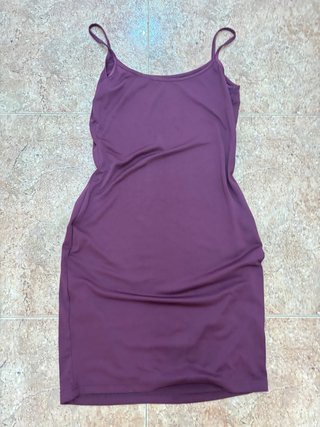 Vestido de tirantes morado