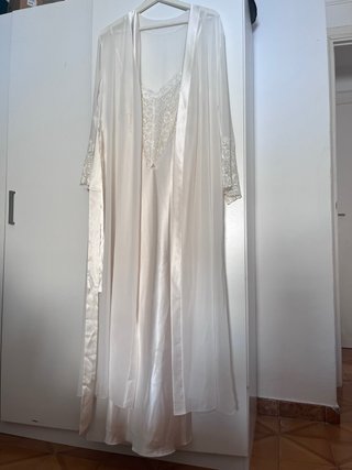 Camisón y Bata Novia Abolengo Talla 46
