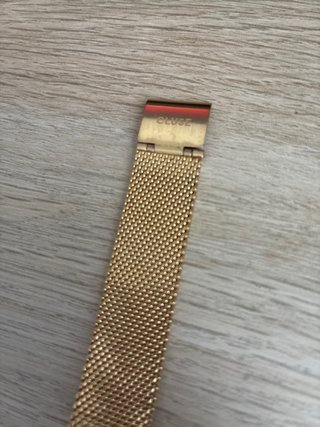 Reloj Cluse Dorado Malla Metálica