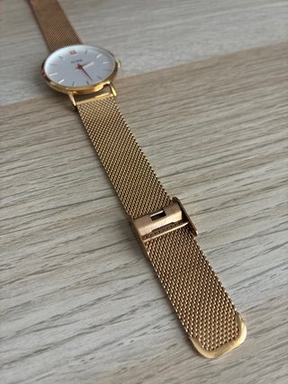 Reloj Cluse Dorado Malla Metálica