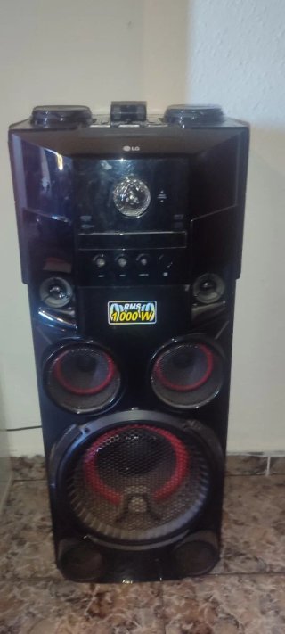 Torre de Sonido LG 1000W RMS