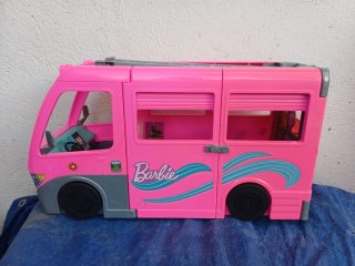 Caravana Barbie con tobogán Camper Van