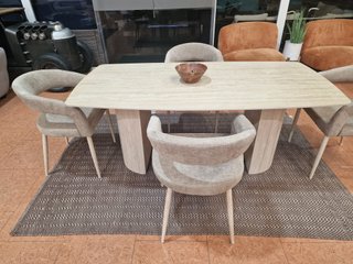 Mesa Comedor Petra 178 + 4 Sillas