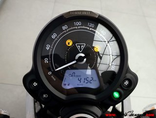 TRIUMPH SPEED TWIN 900 ¿A2?