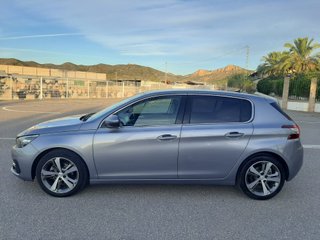 Peugeot 308  1.5 HDI 2020
