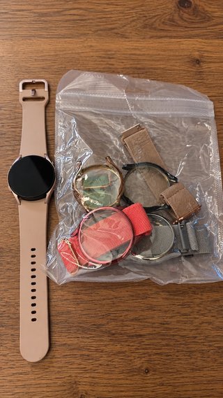 Samsung Galaxy Watch4 + Correas y Biseles