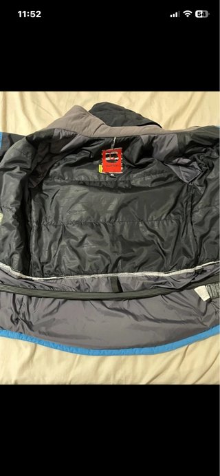 Chaqueta Burton Negra y Azul