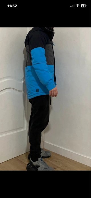 Chaqueta Burton Negra y Azul