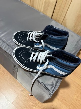 Zapatillas Vans Altas Negras y Azules