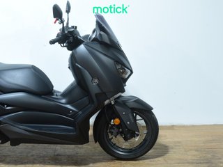 YAMAHA XMAX 125