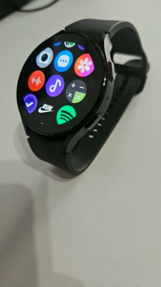 Samsung Galaxy Watch 4 Negro/Plata