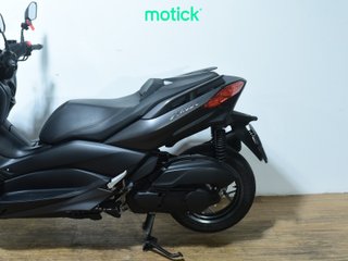 YAMAHA XMAX 125