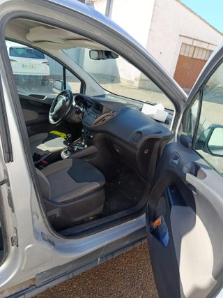 Ford Transit Courier 2019