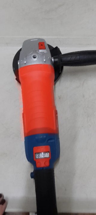 Radial nueva de 1400 w y disco de 125 mm