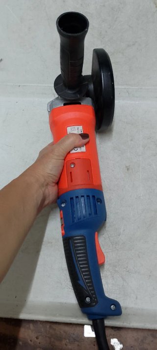 Radial nueva de 1400 w y disco de 125 mm
