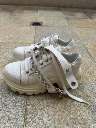 Sneakers Miu Miu Bianche con Cristalli
