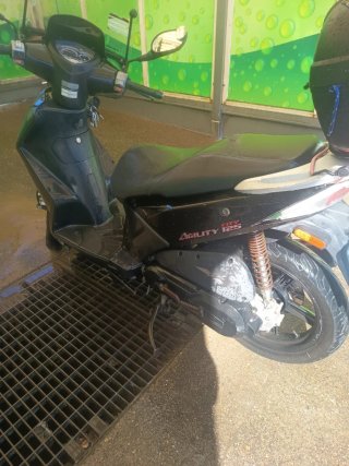 Kymco Agility 125cc Negra