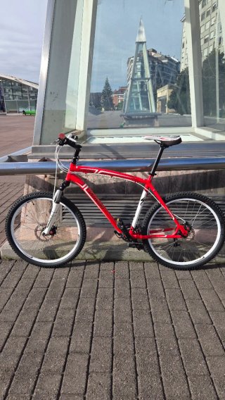 Bicicleta Montaña Specialized Roja Hard Rock