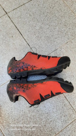 Zapatillas Ciclismo MTB Luck rojo