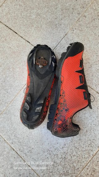 Zapatillas Ciclismo MTB Luck rojo