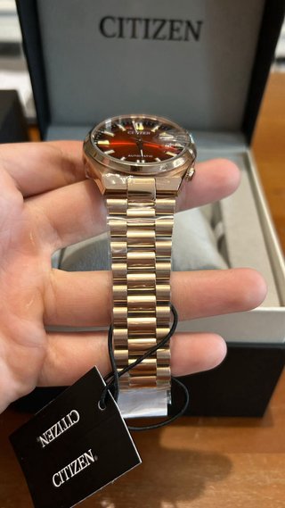 Citizen Tsuyosa Oro Rosa Rojo Automático 40mm