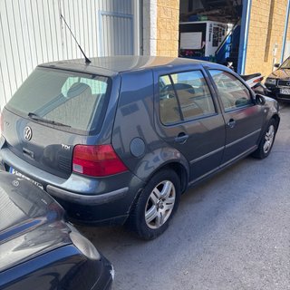 Golf 4 averiado