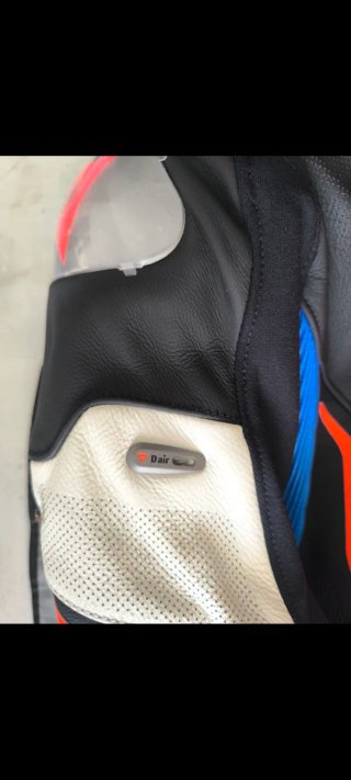 Mono Dainese con Airbag Talla 54
