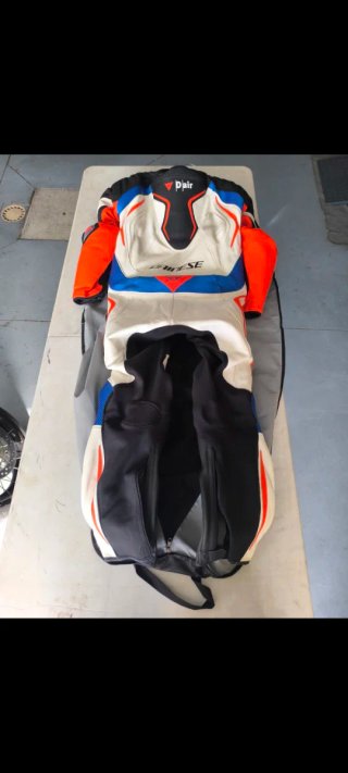 Mono Dainese con Airbag Talla 54