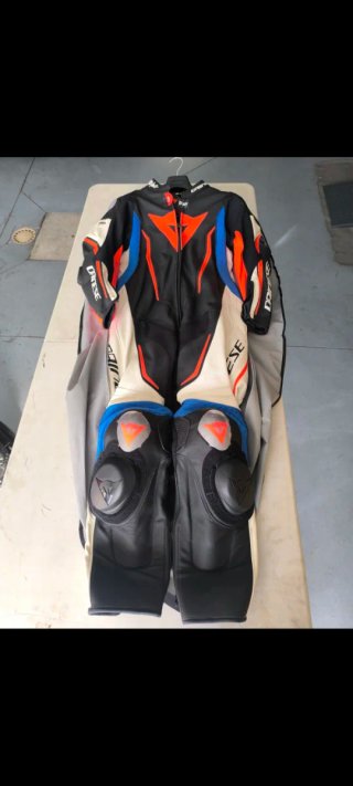 Mono Dainese con Airbag Talla 54
