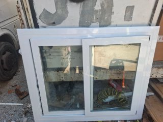 Ventana corredera aluminio blanca