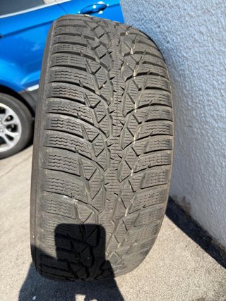 Neumáticos de invierno MARCA NOKIAN 205/50R17
