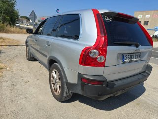 Volvo XC90 2004